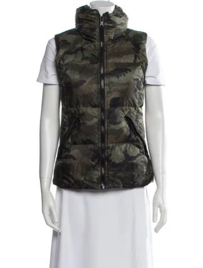 Pre-owned Sam Down Camouflage Print Vest In Green