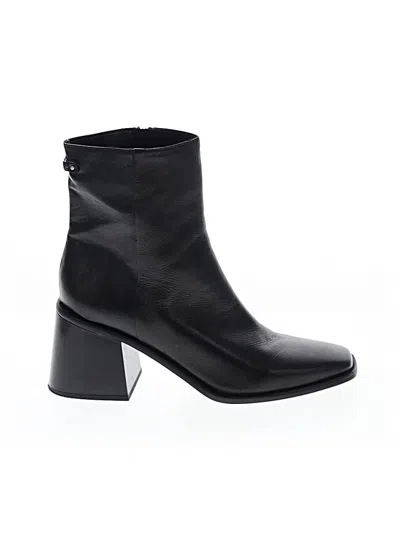 Pre-owned Sam Edelman Ankle Boots In Black
