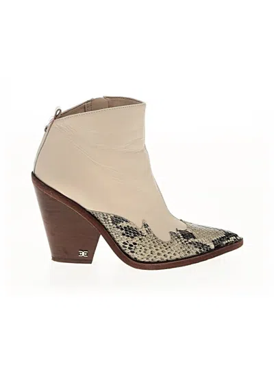 Pre-owned Sam Edelman Ankle Boots In Ivory