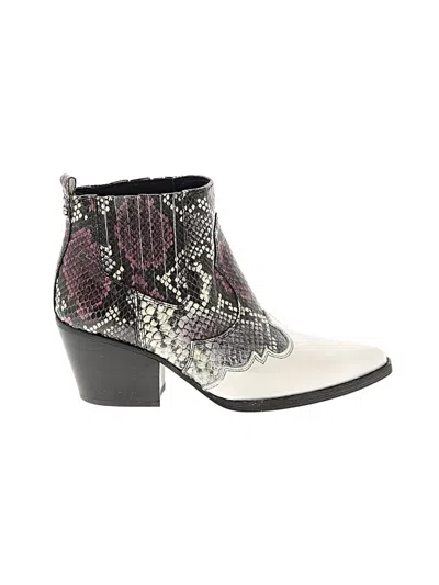 Pre-owned Sam Edelman Ankle Boots In Ivory