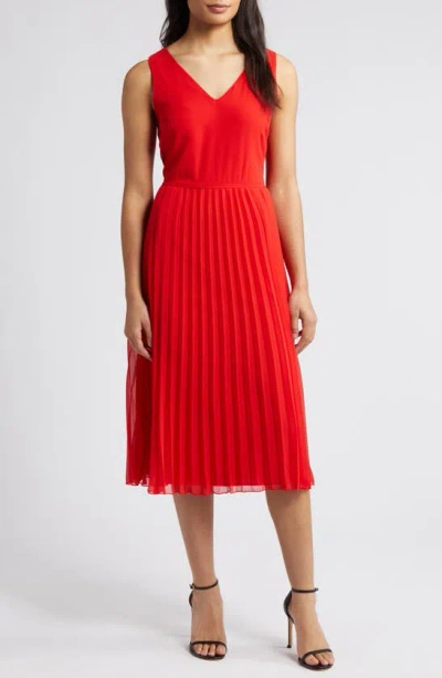 Sam Edelman V-neck Accordion Pleat Dress In Coral