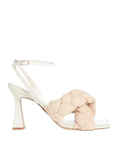 Sam Edelman Sandals In White