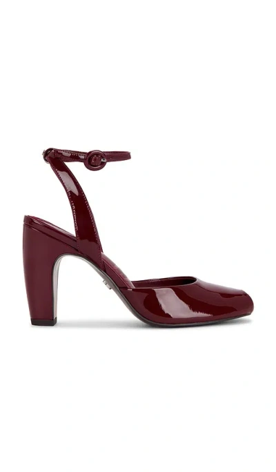 Sam Edelman Wrenna Sandal In Burgundy