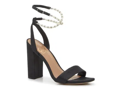Sam Edelman Yanelli Sandal In Black