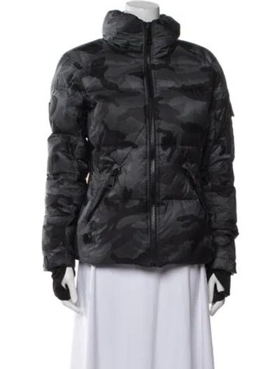 Pre-owned Sam Nylon Down Jacket In Green