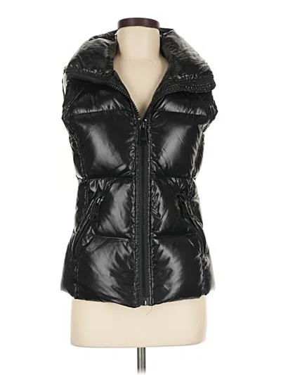 Pre-owned Sam Vest In Black