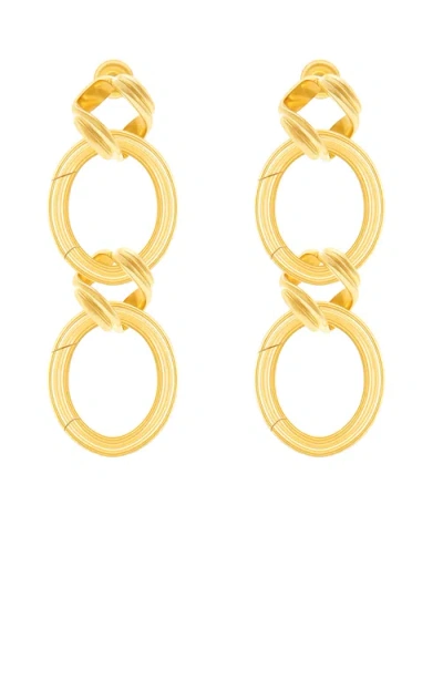 Samantha Siu - New York Samantha Siu In Gold