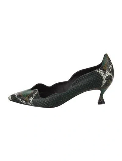 Pre-owned Samantha Sung Embossed Leather Pumps In Green