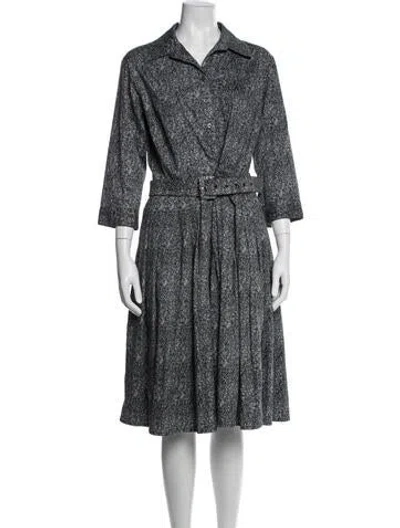 Pre-owned Samantha Sung Printed Knee-length Dress In Grey