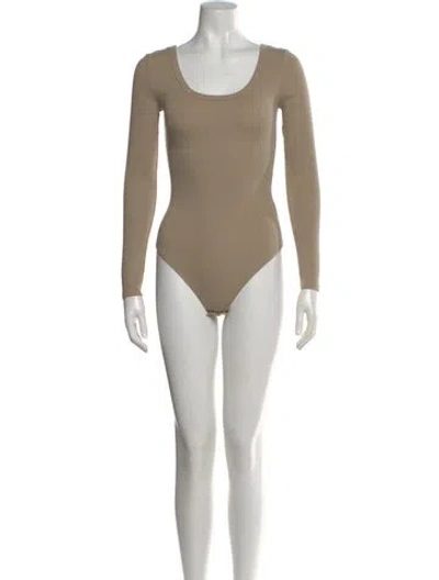 Pre-owned Samsøe Scoop Neck Long Sleeve Bodysuit In Neutral