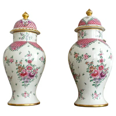 Pre-owned Samson & Cie Samson - Pair Of Porcelain Vases In The Taste Of The Company Of The Indies In Transparent