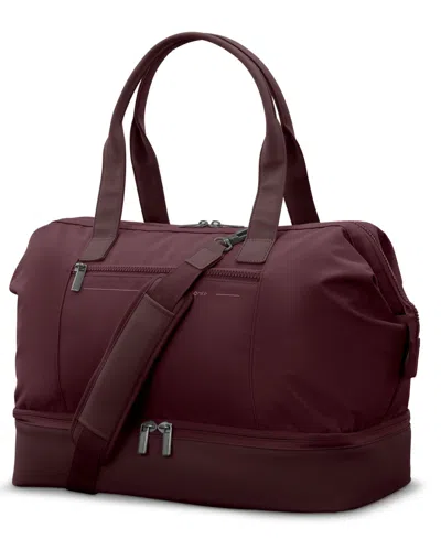 Samsonite Better Than Basic Drop Bottom Weekender Duffel In Burgundy