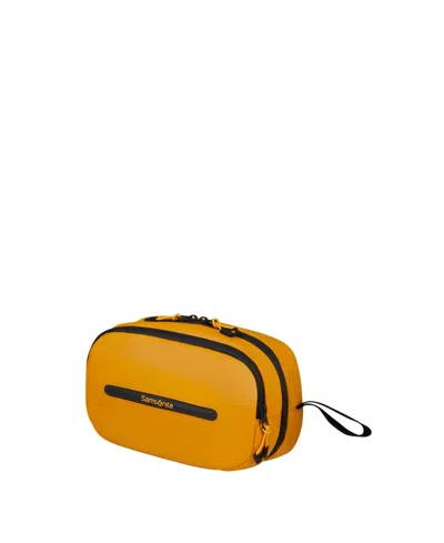 Samsonite Ecodiver Toilet Kit In Yellow