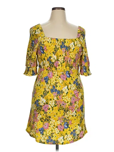 Pre-owned Sanctuary 3/4 Sleeve Top Yellow Sweetheart Neckline Tops