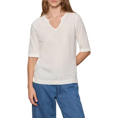 Sanctuary Dolce Notch Neck Top In White