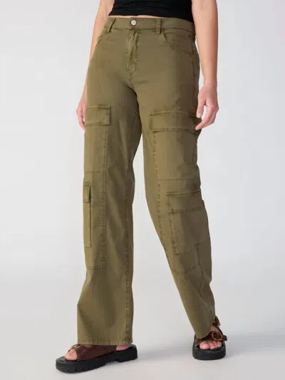 Sanctuary Low Slung Y2k Standard Rise Cargo Pant In Mossy Green