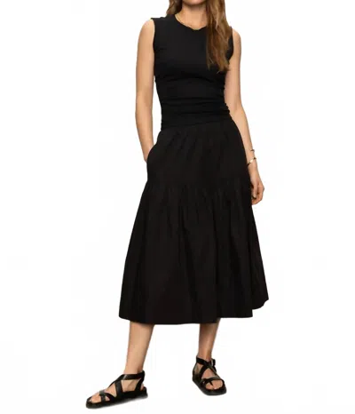 SANCTUARY POPLIN PRAIRIE MIDI SKIRT IN BLACK