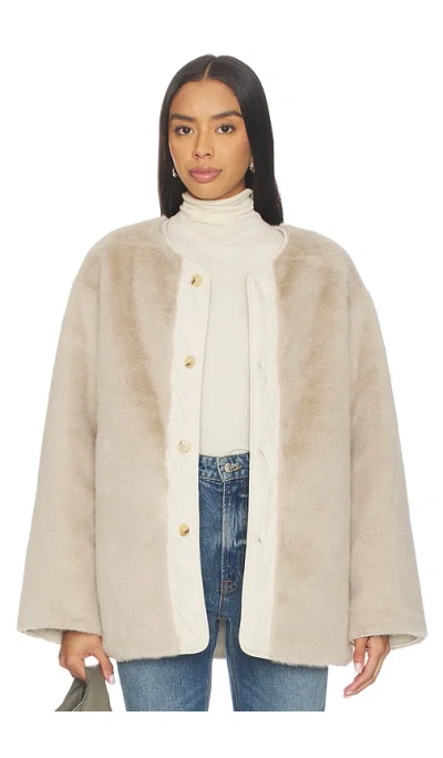 Sanctuary Reversible Fur Liner In Neutral