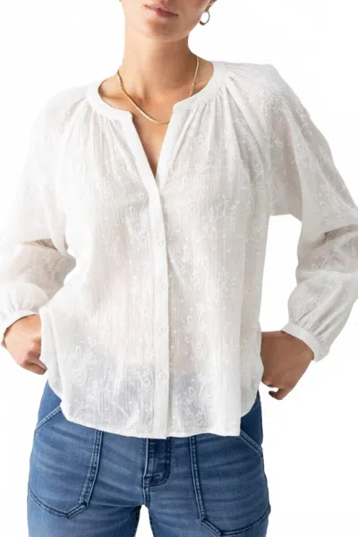 Sanctuary Shimmer Blouse In Chalk In White