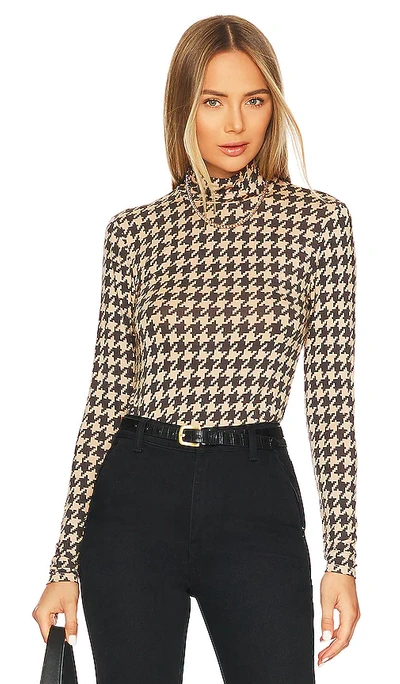 Sanctuary Slinky Mock Turtleneck Top In Java Houndstooth