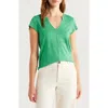 Sanctuary The New Girl Split Neck T-shirt In Green