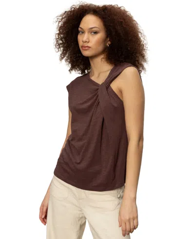 SANCTUARY WOMEN'S SO TWISTED ASYMMETRIC MUSCLE T-SHIRT