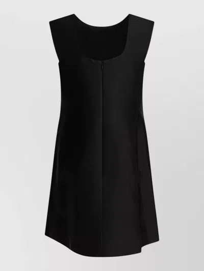 Sandbeige Sleeveless Dress Scoop Neckline Design In Black