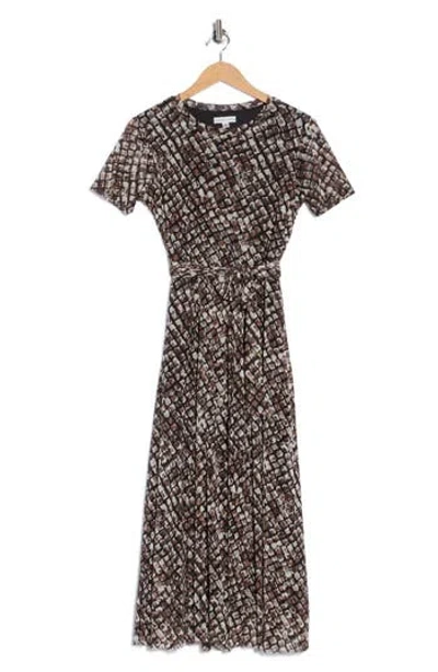 Sandra Darren Short Sleeve Midi Dress In Multi