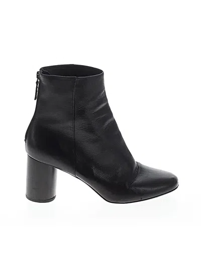 Pre-owned Sandro Ankle Boots In Black