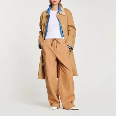 Sandro Cargo Trousers In Camel