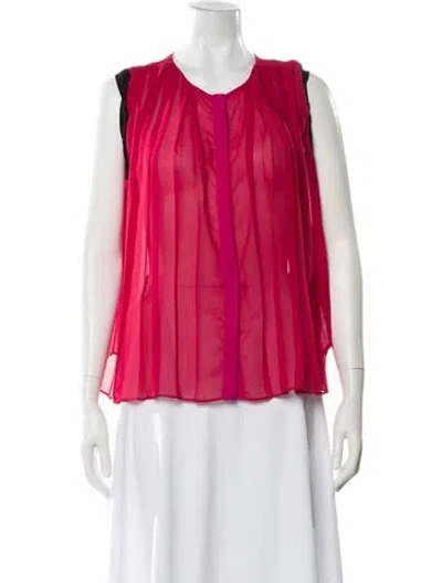 Pre-owned Sandro Crew Neck Sleeveless Blouse In Red