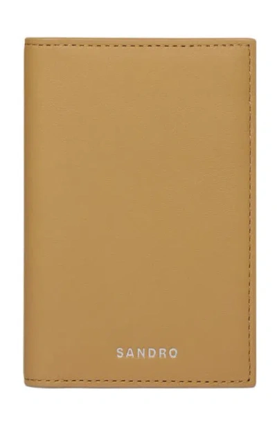 Sandro Grained Leather Card Holder In Brown