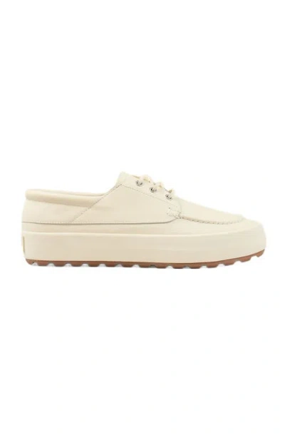 Sandro Leather Boat Shoes In Neutral