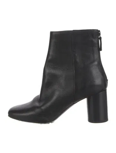 Pre-owned Sandro Leather Boots In Black