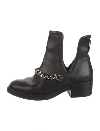 Pre-owned Sandro Leather Chain-link Accents Chelsea Boots In Black