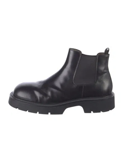 Pre-owned Sandro Leather Chelsea Boots In Black