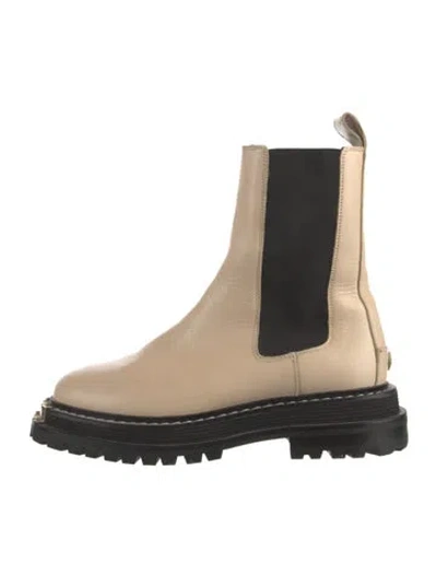 Pre-owned Sandro Leather Chelsea Boots In Neutral