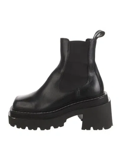 Pre-owned Sandro Leather Studded Accents Chelsea Boots In Black