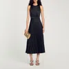 Sandro Robe Longue Plissée In Black