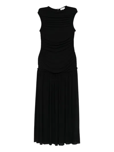 Sandro Gerafftes Kleid In Black