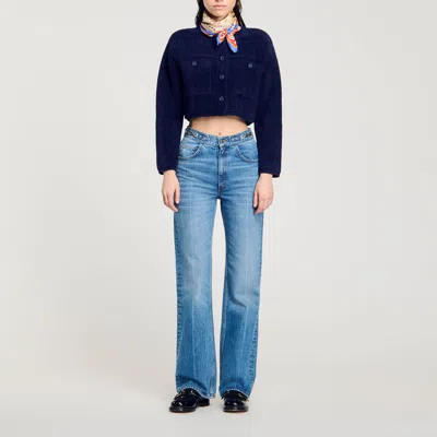 Sandro Veste Courte En Maille In Blue