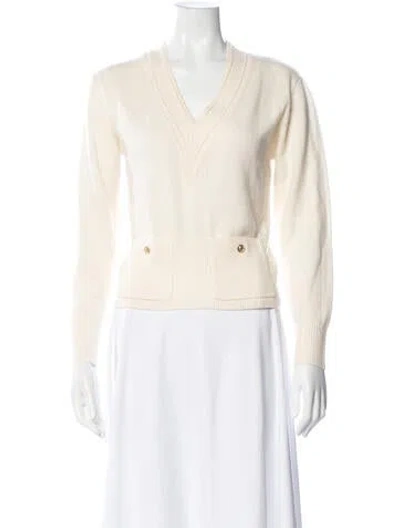 Pre-owned Sandro Wool V-neck Sweater In White