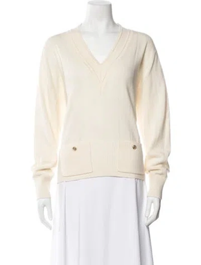 Pre-owned Sandro Wool V-neck Sweater In White
