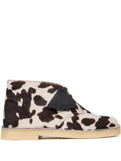 Sandro X Clarks Originals 图案靴子 In White