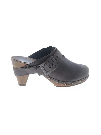 Pre-owned Sanita Mule/clog In Black