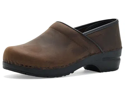 Sanita Professional Oiled Nubuck Women's Shoes Antique Brown: Eu 35 (us Women's 3.5-4) Medium