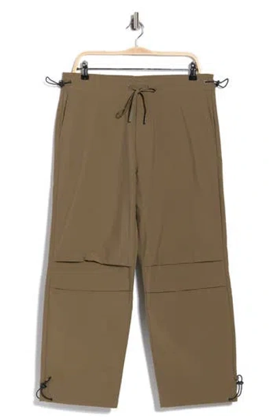 Santo Studio Alto Bungee Pants In Green