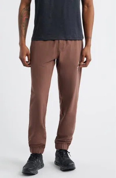 Santo Studio Hunter Lawrence Edition In Brown