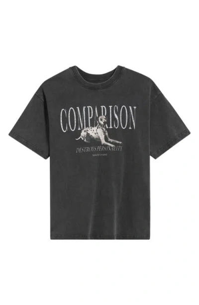 Santo Studio No Comparison Graphic T-shirt In Black