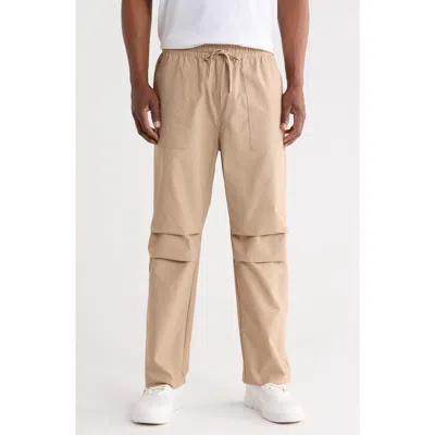 Santo Studio Salto Parachute Pants In Brown